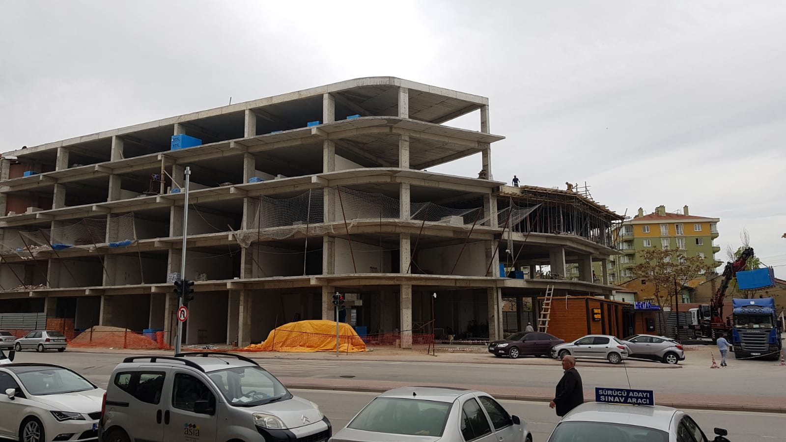 B Blok ve A Blok Duvar İmalatı Devam Ediyor